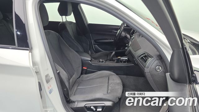 BMW 1-Series 2018 — photo 11