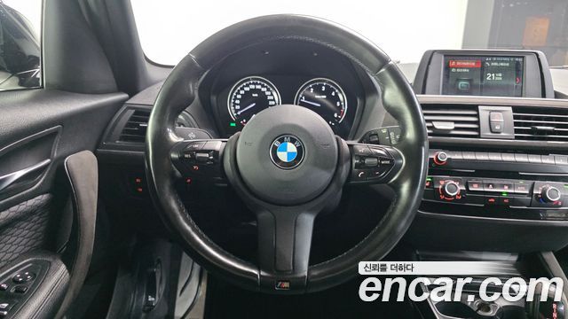 BMW 1-Series 2018 — photo 13