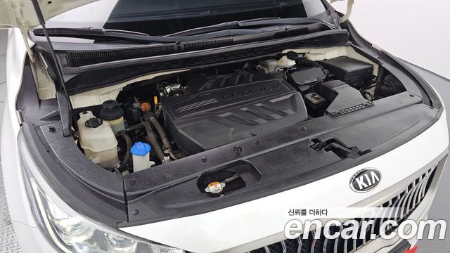 Kia Canival 2019 — photo 6