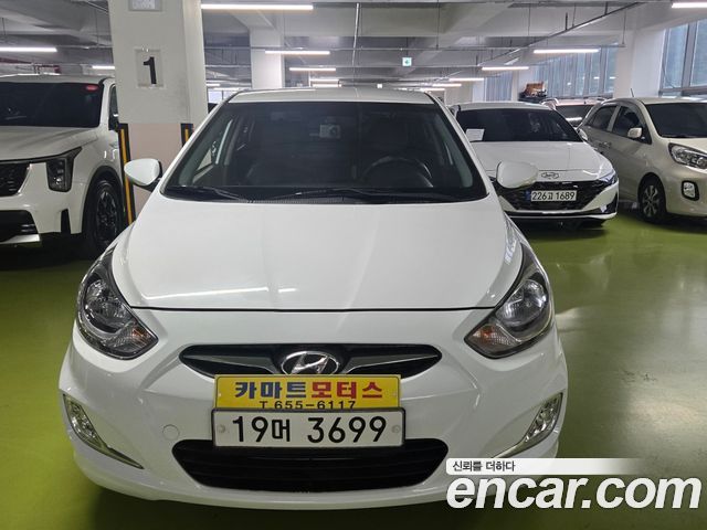 Hyundai Accent 2015 — photo 3