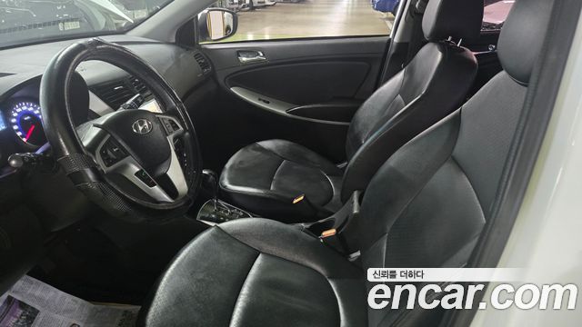 Hyundai Accent 2015 — photo 7