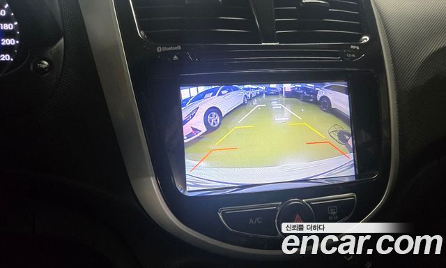 Hyundai Accent 2015 — photo 14