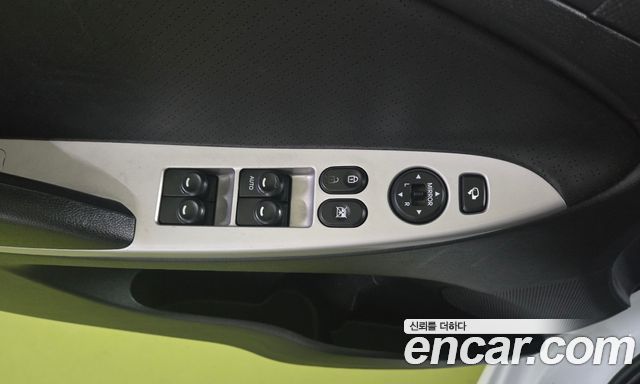 Hyundai Accent 2015 — photo 17