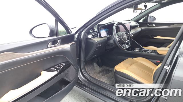 Kia K5 2020 — photo 11