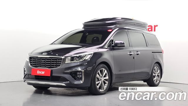 Kia Canival 2019 — photo 1