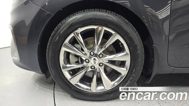 Kia Canival 2019 — photo 5