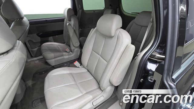 Kia Canival 2019 — photo 11