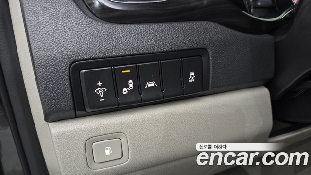 Kia Canival 2019 — photo 18