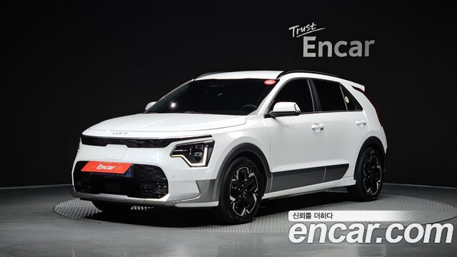 Kia Niro 2024 — photo 1