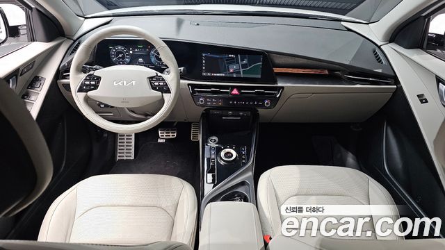 Kia Niro 2024 — photo 10