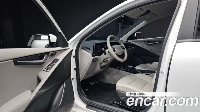 Kia Niro 2024 — photo 13