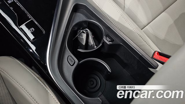 Kia Niro 2024 — photo 32
