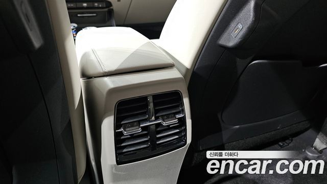 Kia Niro 2024 — photo 36