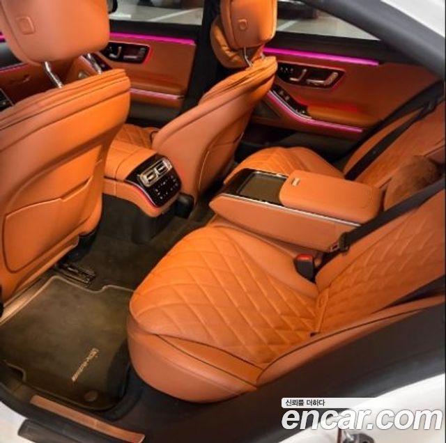 Mercedes-Benz S-Class 2023 — photo 9