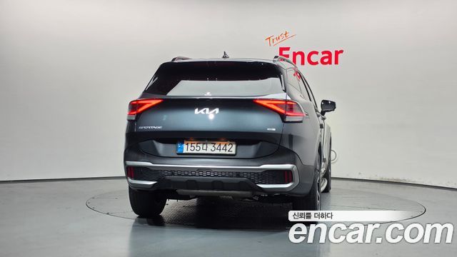 Kia Sportage 2023 — photo 4