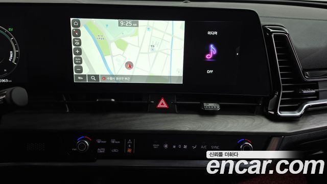 Kia Sportage 2023 — photo 18