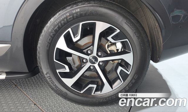 Kia Sportage 2023 — photo 7