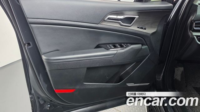 Kia Sportage 2023 — photo 14