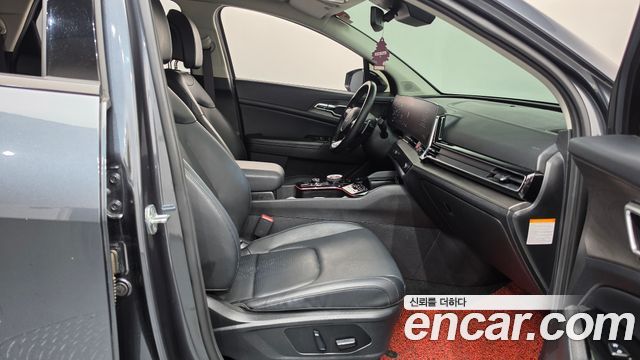 Kia Sportage 2023 — photo 16