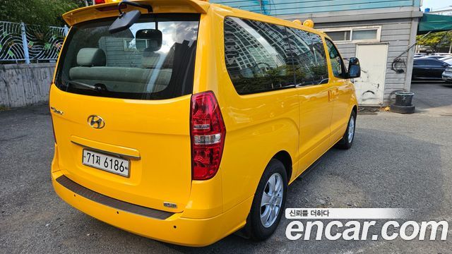 Hyundai Starex 2019 — photo 3