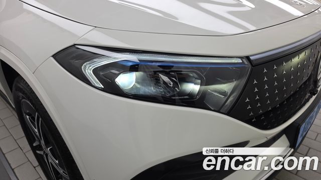 Mercedes-Benz EQA 2026 — photo 8