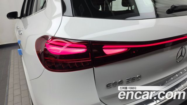 Mercedes-Benz EQA 2026 — photo 9