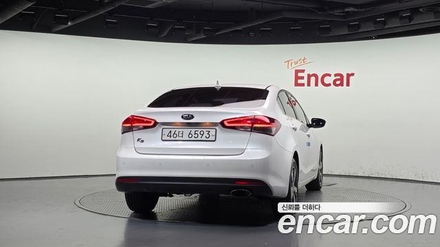 Kia K3 2018 — photo 4