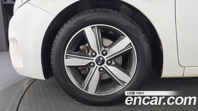 Kia K3 2018 — photo 5