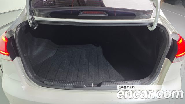 Kia K3 2018 — photo 20
