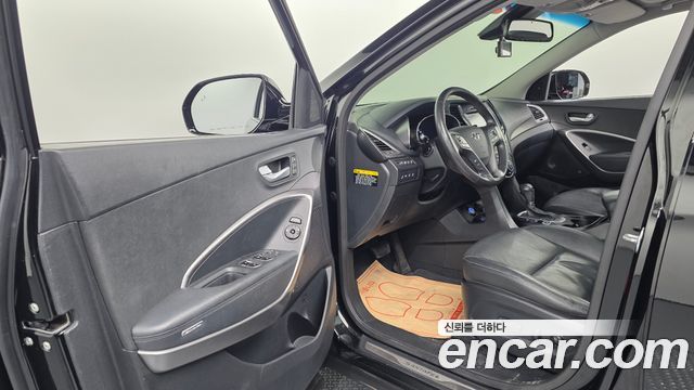 Hyundai Santafe 2016 — photo 13