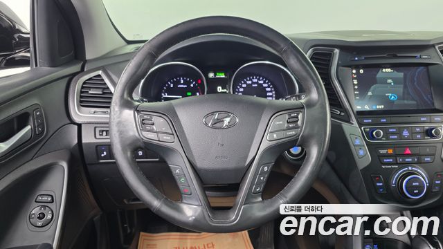 Hyundai Santafe 2016 — photo 19