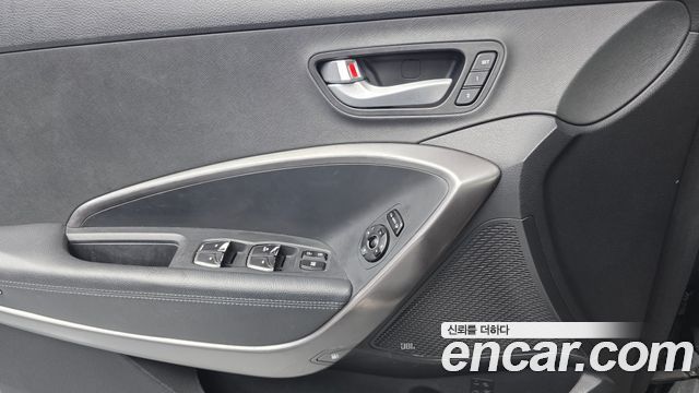 Hyundai Santafe 2016 — photo 24