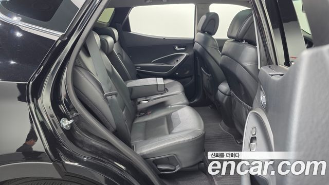 Hyundai Santafe 2016 — photo 25