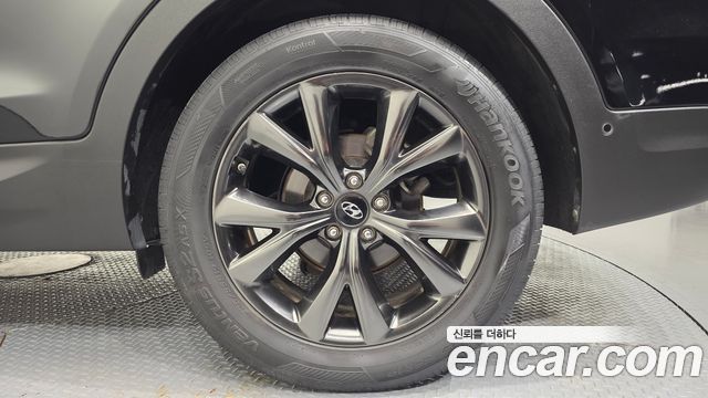 Hyundai Santafe 2016 — photo 7