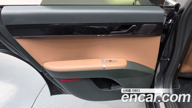 Hyundai Grandeur 2023 — photo 15
