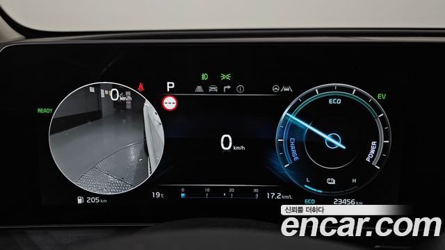 Kia Sportage 2023 — photo 11