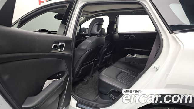 Kia Sportage 2023 — photo 18