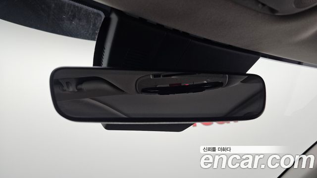 Kia Sportage 2023 — photo 28