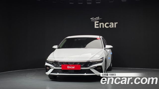Hyundai AVANTE 2025 — photo 3
