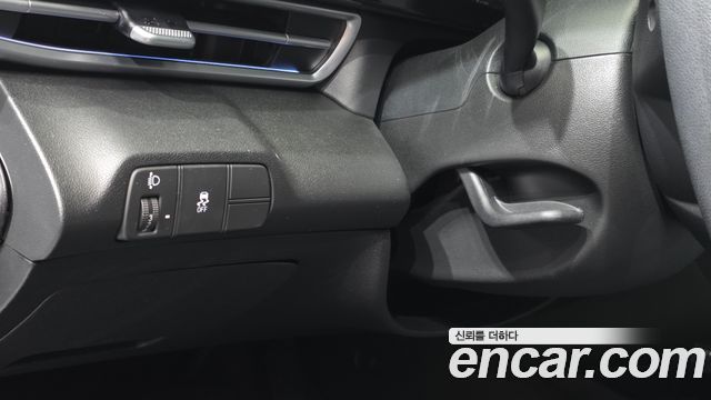Hyundai AVANTE 2025 — photo 20