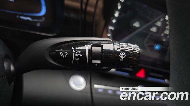 Hyundai AVANTE 2025 — photo 22