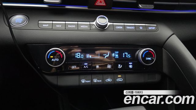 Hyundai AVANTE 2025 — photo 27