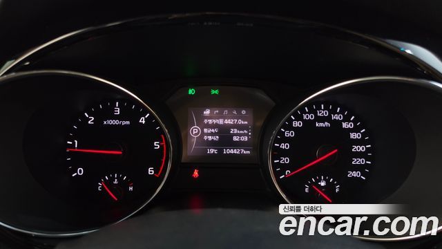 Kia Canival 2016 — photo 11