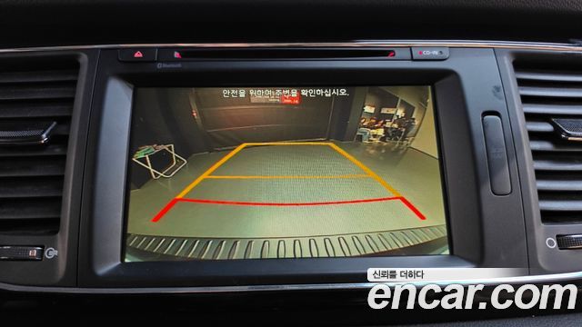Kia Canival 2016 — photo 21