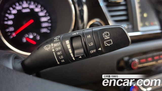Kia Canival 2016 — photo 30