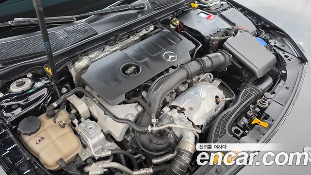 Mercedes-Benz CLA-Class 2022 — photo 6