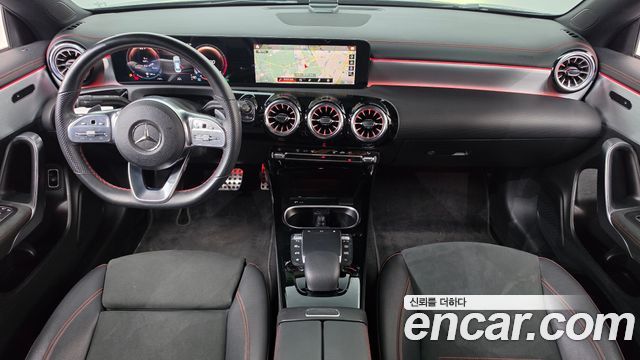 Mercedes-Benz CLA-Class 2022 — photo 10