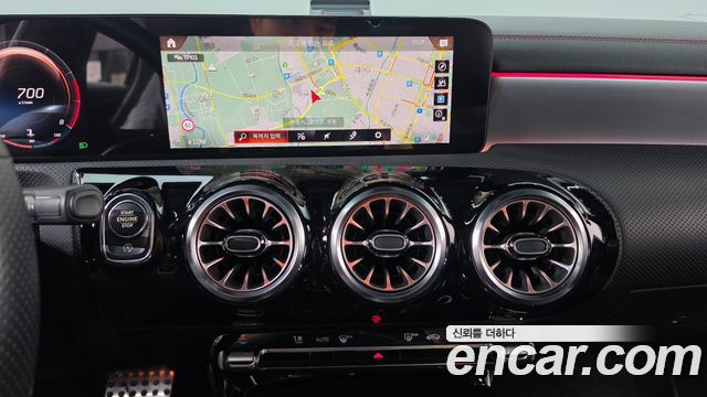 Mercedes-Benz CLA-Class 2022 — photo 19