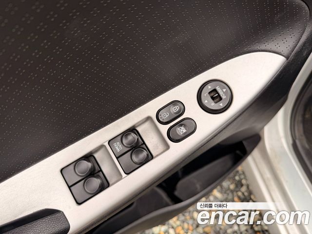 Hyundai Accent 2012 — photo 7