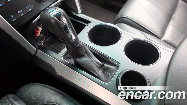 Ford Explorer 2013 — photo 9